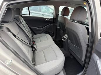 Hyundai Ioniq 38.3kWh Premium Hatchback 5dr Electric Auto (136 ps)