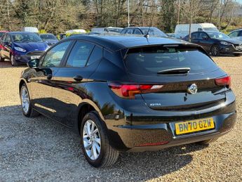 Vauxhall Astra 1.5 Turbo D SE Hatchback 5dr Diesel Manual Euro 6 (s/s) (105 ps)