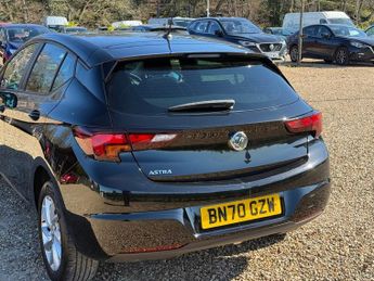 Vauxhall Astra 1.5 Turbo D SE Hatchback 5dr Diesel Manual Euro 6 (s/s) (105 ps)