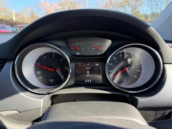 Vauxhall Astra 1.5 Turbo D SE Hatchback 5dr Diesel Manual Euro 6 (s/s) (105 ps)