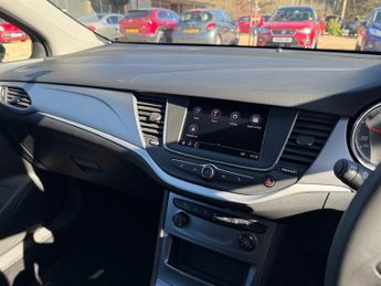 Vauxhall Astra 1.5 Turbo D SE Hatchback 5dr Diesel Manual Euro 6 (s/s) (105 ps)