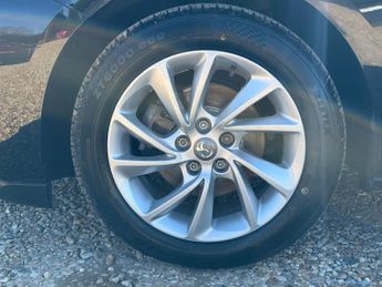 Vauxhall Astra 1.5 Turbo D SE Hatchback 5dr Diesel Manual Euro 6 (s/s) (105 ps)