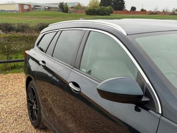Vauxhall Insignia 2.0 Turbo D BlueInjection Elite Nav Sports Tourer 5dr Diesel Aut