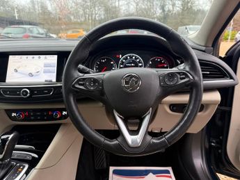 Vauxhall Insignia 2.0 Turbo D BlueInjection Elite Nav Sports Tourer 5dr Diesel Aut