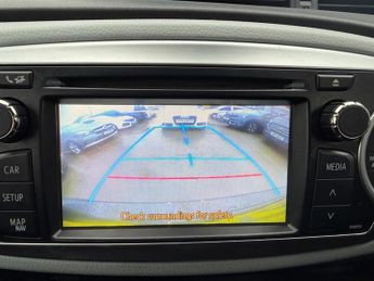 Toyota Yaris VVT-I T SPIRIT