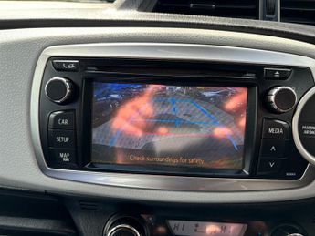 Toyota Yaris VVT-I T SPIRIT