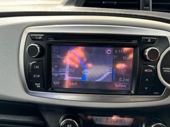 Toyota Yaris VVT-I T SPIRIT