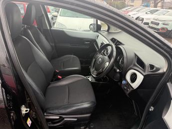 Toyota Yaris VVT-I T SPIRIT