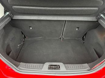 Ford Fiesta 1.25 Zetec Hatchback 3dr Petrol Manual Euro 5 (82 ps)