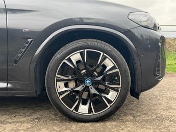 BMW iX3 M SPORT PRO 80kWh VAT Q