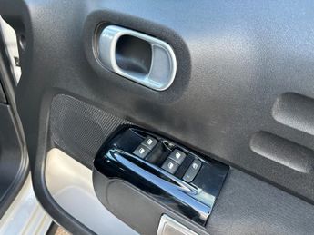 Citroen C3 1.2 PureTech Flair Hatchback 5dr Petrol EAT6 Euro 6 (s/s) (110 p