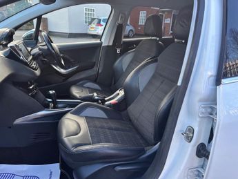 Peugeot 2008 1.6 VTi Allure SUV 5dr Petrol Auto Euro 5 (120 ps)