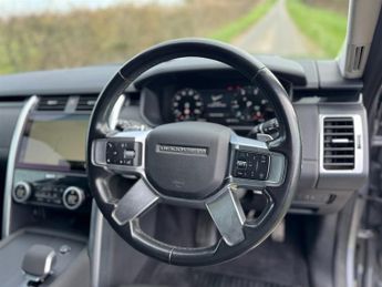 Land Rover Discovery SE D300 COMMERCIAL VAT Q