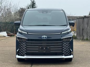 Toyota Voxy VOXY HYBRID S-G BRAND NEW 1.8L AUTO 7 SEAT EURO 6, ULEZ, 25-25, 