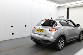 Nissan Juke 1.6 DIG-T Tekna SUV 5dr Petrol XTRON 4WD Euro 6 (190 ps)