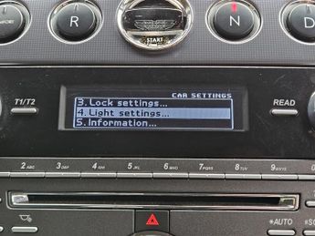 Aston Martin Vantage V8