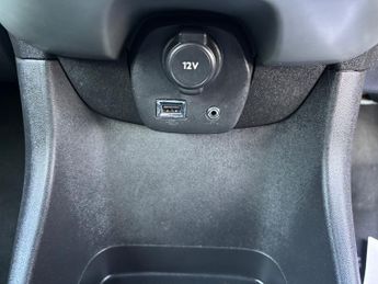 Toyota Aygo 1.0 VVT-i x-play Hatchback 5dr Petrol x-shift Euro 5 Euro 5 (68 