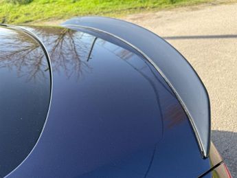 Mercedes E220d AMG LINE