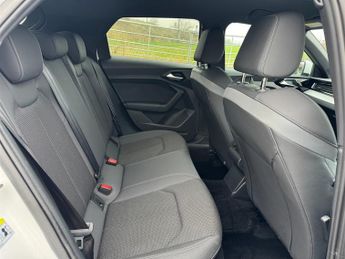 Audi A1 TFSI 35 S LINE SPORTBACK