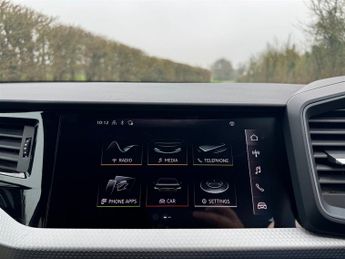 Audi A1 TFSI 35 S LINE SPORTBACK