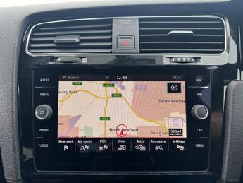 Volkswagen Golf GTI PERFORMANCE TSI DSG