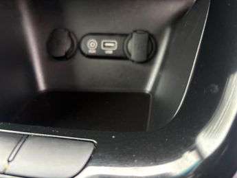 Kia Ceed 1.6 CRDi 3 Hatchback 5dr Diesel DCT Euro 6 (s/s) (134 bhp)