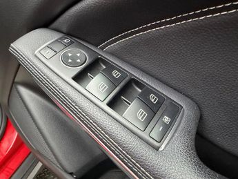 Mercedes GLA180 1.6 Urban Edition 7G-DCT Euro 6 (s/s) 5dr