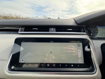 Land Rover Range Rover Velar R-DYNAMIC SE