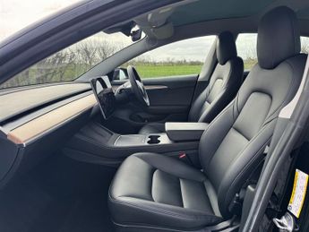 Tesla Model 3 LONG RANGE AWD VAT Q