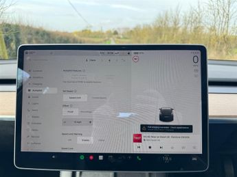 Tesla Model 3 LONG RANGE AWD VAT Q