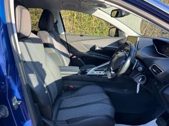 Peugeot 3008 PURETECH S/S ALLURE