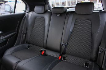 Mercedes A180d 1.5 Sport Hatchback 5dr Diesel 7G-DCT Euro 6 (s/s) (116 ps)