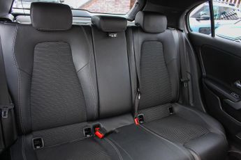 Mercedes A180d 1.5 Sport Hatchback 5dr Diesel 7G-DCT Euro 6 (s/s) (116 ps)