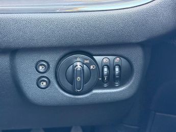 MINI Clubman 1.5 Cooper Classic Estate 6dr Petrol Manual Euro 6 (s/s) (136 ps