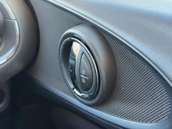 MINI Clubman 1.5 Cooper Classic Estate 6dr Petrol Manual Euro 6 (s/s) (136 ps