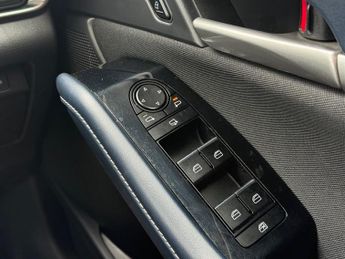 Mazda CX-30 2.0 SKYACTIV-X MHEV SE-L Lux SUV 5dr Petrol Manual Euro 6 (s/s) 