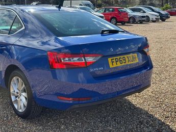Skoda Superb 1.5 TSI ACT SE Technology Hatchback 5dr Petrol DSG Euro 6 (s/s) 