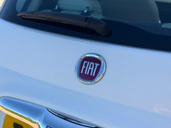 Fiat 500 1.2 Lounge Hatchback 3dr Petrol Dualogic Euro 6 (s/s) (69 bhp)