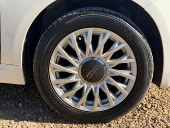 Fiat 500 1.2 Lounge Hatchback 3dr Petrol Dualogic Euro 6 (s/s) (69 bhp)