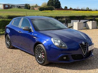 Alfa Romeo Giulietta 1.4 TB MultiAir QV Line Hatchback 5dr Petrol Manual Euro 6 (s/s)