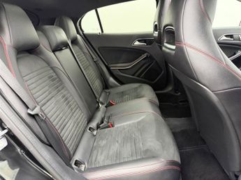 Mercedes GLA200 1.6 AMG Line (Premium Plus) 7G-DCT Euro 6 (s/s) 5dr