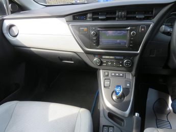 Toyota Auris VVT-I EXCEL AUTOMATIC