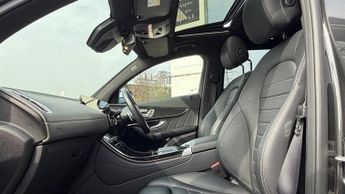 Mercedes EQC 400 80kWh AMG Line (Premium Plus) Auto 4MATIC 5dr