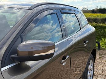 Volvo XC60 2.0 D4 SE Nav SUV 5dr Diesel Geartronic Euro 6 (s/s) (181 ps)