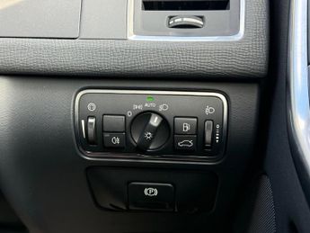 Volvo XC60 2.0 D4 SE Nav SUV 5dr Diesel Geartronic Euro 6 (s/s) (181 ps)