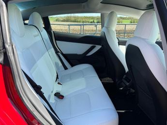 Tesla Model 3 DUAL MOTOR PERFORMANCE AWD