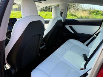 Tesla Model 3 DUAL MOTOR PERFORMANCE AWD