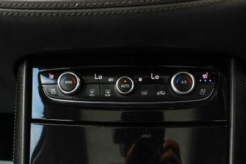 Vauxhall Grandland X 1.2 Turbo Elite Nav SUV 5dr Petrol Auto 8Spd Euro 6 (s/s) (130 p