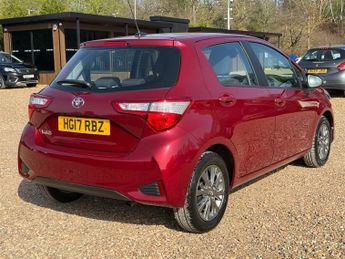 Toyota Yaris 1.5 VVT-i Icon Tech Hatchback 5dr Petrol Manual Euro 6 (111 ps)