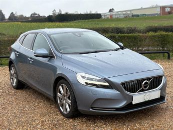 Volvo V40 2.0 D2 Inscription Hatchback 5dr Diesel Manual Euro 6 (s/s) (120